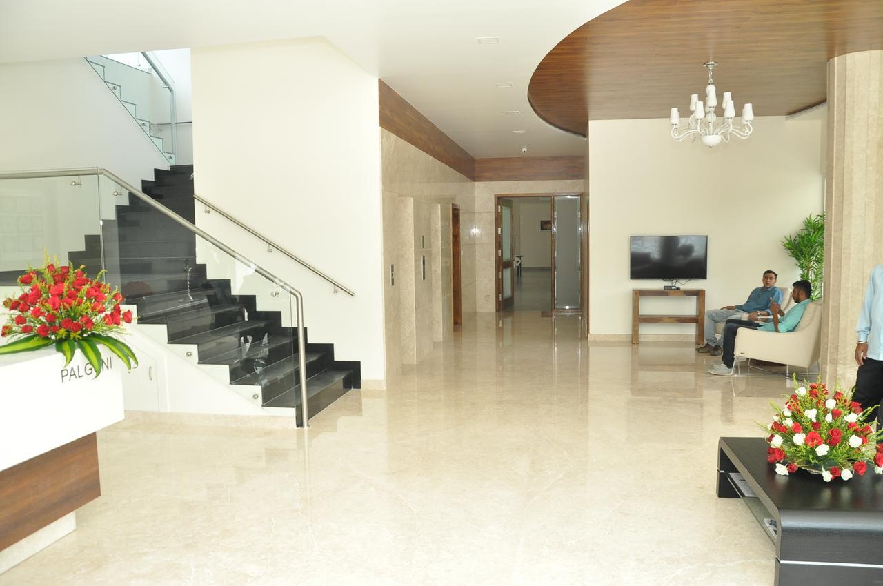 Palguni Residency Hotel Hassan Exterior photo